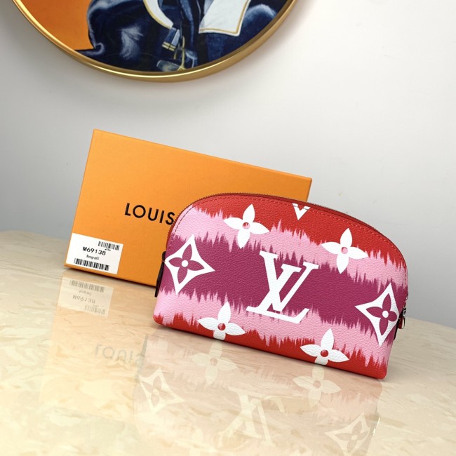 Louis Vuitton Womens Clutch Make Up Bags Luxury Fashion Type Designer LV ESCALE POCHETTE COSMETIQUE Red with Original Box Whatapp