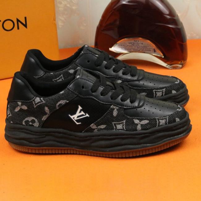 Louis Vuitton Men Shoes Fashion Sneakers Luxury Brand Mens Casual Shoes with Original Box Whatapp