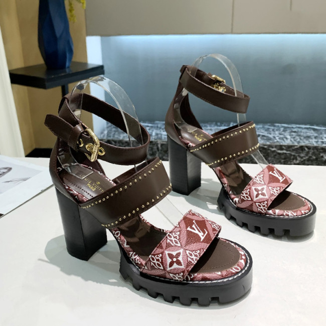 Louis Vuitton Women Shoes Sandals Fashion Luxury Brand STAR TRAIL SANDAL with Original Box Summer Sandals Whatapp