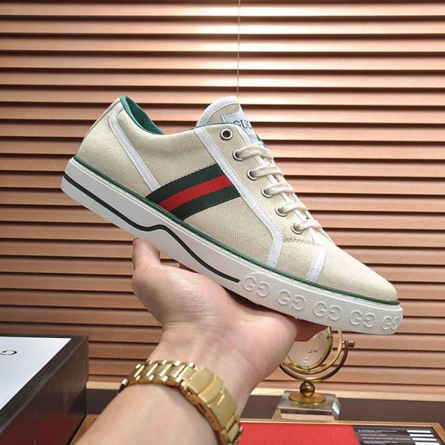 Gucci Mens Shoes Luxury Brand Men's Gucci Tennis 1977 Sneaker with Original Box 606111 GZO30 9361 Whatapp