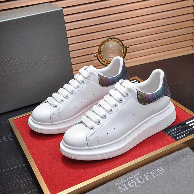 Alexander McQueen Men Shoes Fashion Design Luxury Brand Whatapp