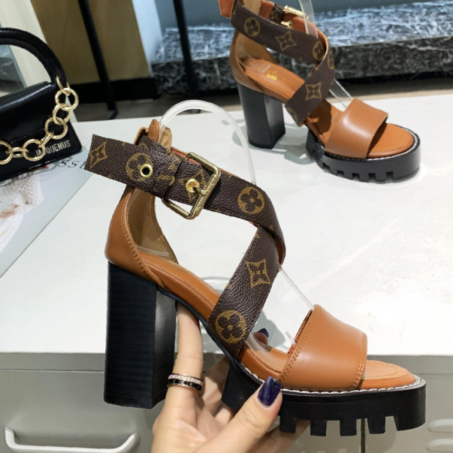 Louis Vuitton Womens Shoes Sandals Leather Design Luxury Brand Summer Fashion Sandals with Original Box Whatapp