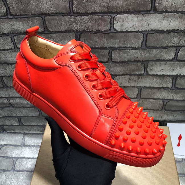 Christian Louboutin Mens Shoes Luxury Brand Red Bottom Design Louis Junior Spikes Flat with Original Box CL sneakers Whatapp