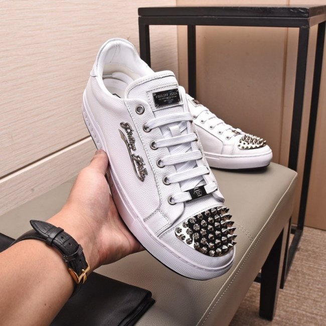 Philipp Plein Men Shoes Low Top Sneaker Fashion Design Luxury Brand Whatapp