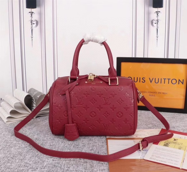 Louis Vuitton Womens Bag Crossbody Bag Whatapp