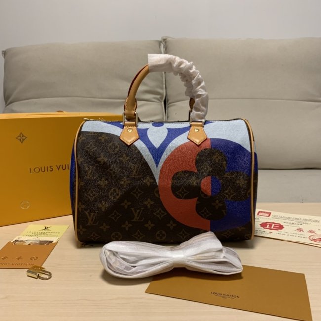 Louis Vuitton Womens Bag SPEEDY BANDOULIÈRE 30 Whatapp