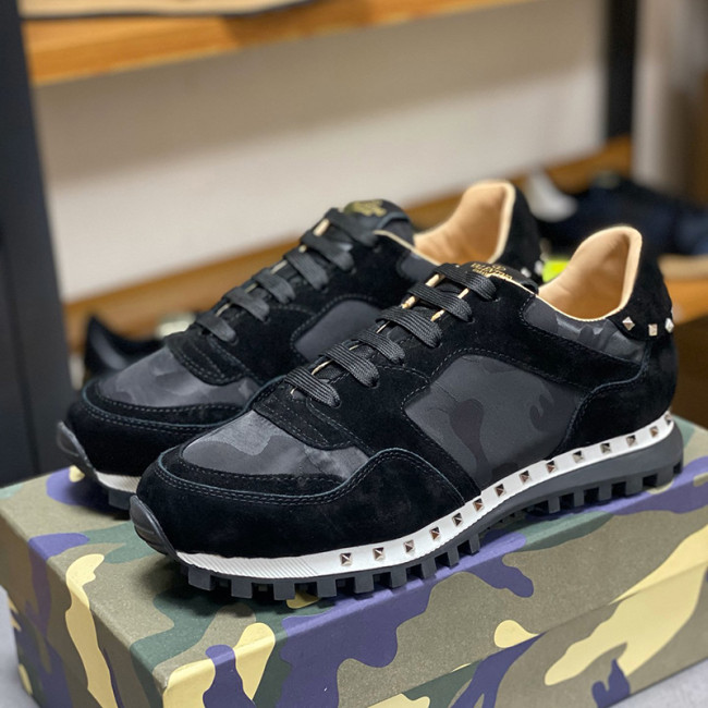 Valentino Men Shoes Fashion Design Luxury Brand ROCKRUNNER CAMOUFLAGE LAMINATED STUDDED SNEAKER with Original Box Whatapp