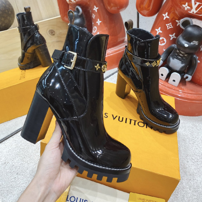 Louis Vuitton Women Shoes Boots Luxury Brand STAR TRAIL ANKLE BOOT 1A94NS with Original Box Whatapp