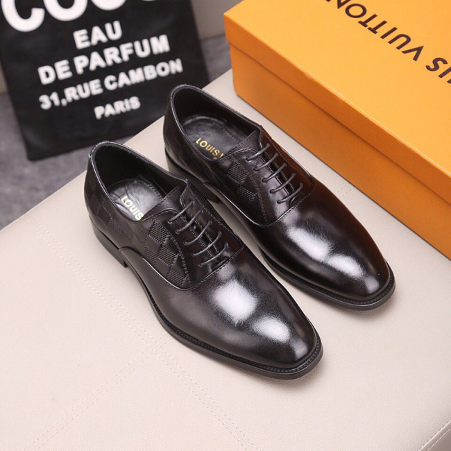 Louis Vuitton Men Shoes Business Design Luxury Brand Leather Mens Dress Shoes with Original Box Whatapp