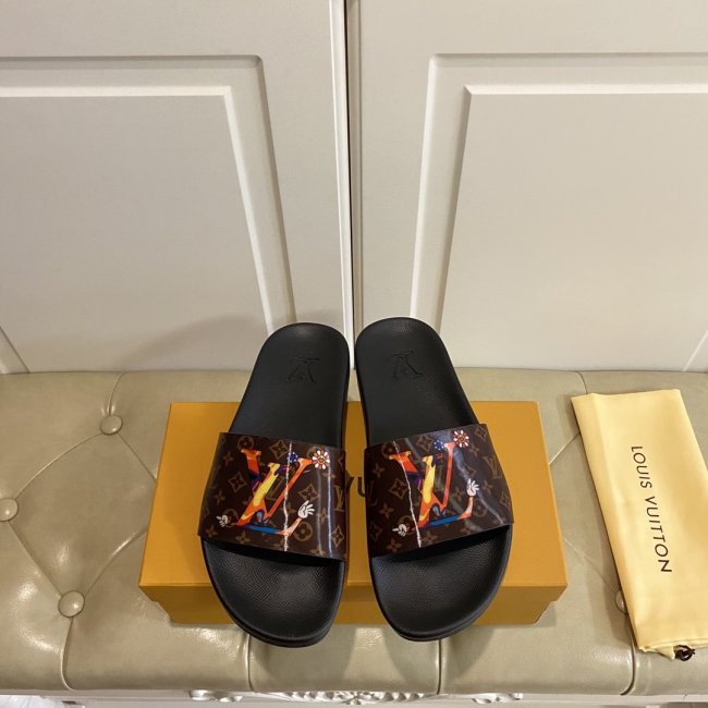 Louis Vuitton Men Womens Shoes WATERFRONT MULE Whatapp