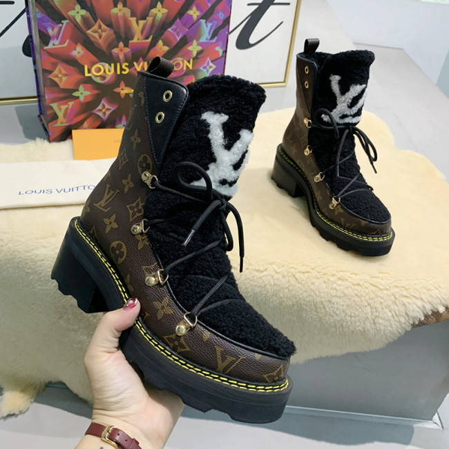 Louis Vuitton Women Shoes Boots Luxury Brand LV BEAUBOURG ANKLE BOOT with Original Box Whatapp