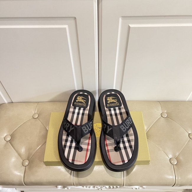 Burberry Mens Shoes Leather Flip-Flops Whatapp