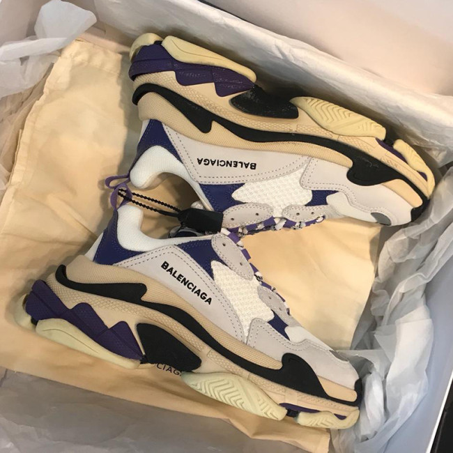 Balenciaga Women Shoes Luxury Brand Triple S Sneaker Whatapp