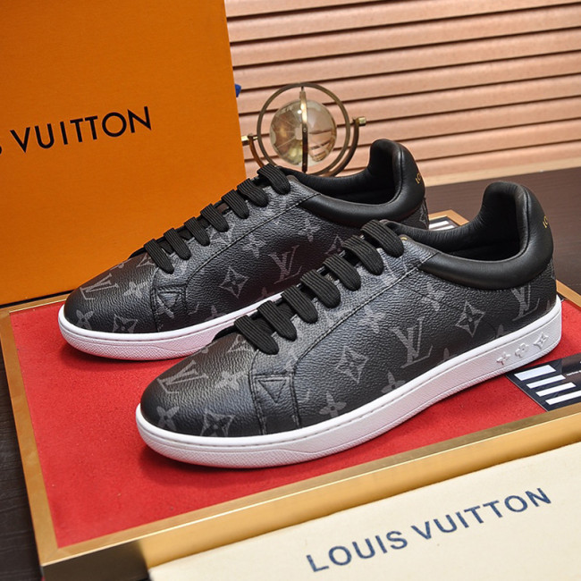 Louis Vuitton Men Shoes Fashion Sneakers LUXEMBOURG SNEAKER Monogram canvas Eclipse, Grey Luxury Brand with Original Box 1A4PB4 Whatapp