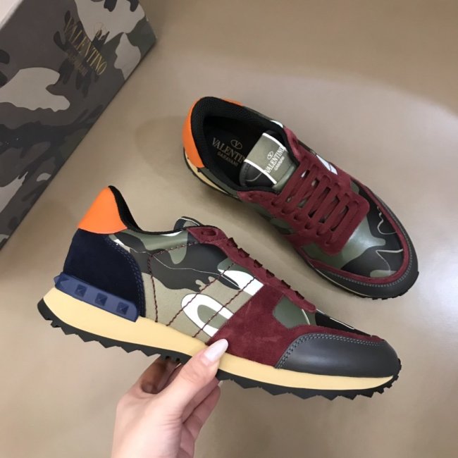 Valentino Men Shoes Fashion Design Luxury Brand ROCKRUNNER CAMOUFLAGE LAMINATED STUDDED SNEAKER with Original Box Whatapp