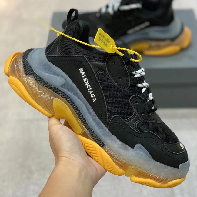 Balenciaga Womens Shoes Breathable Design Sneakers Luxury Brand Triple S Sneaker Whatapp