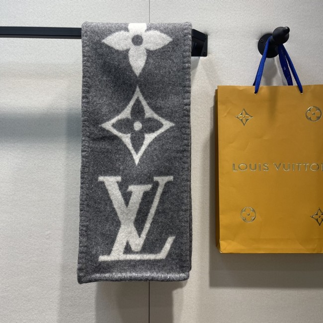 Louis Vuitton Scarves Men Womens Fashion Scarf with Original Box Whatapp