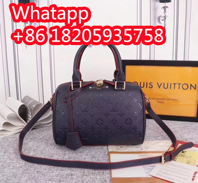 Louis Vuitton Womens Bag Crossbody Bag Whatapp