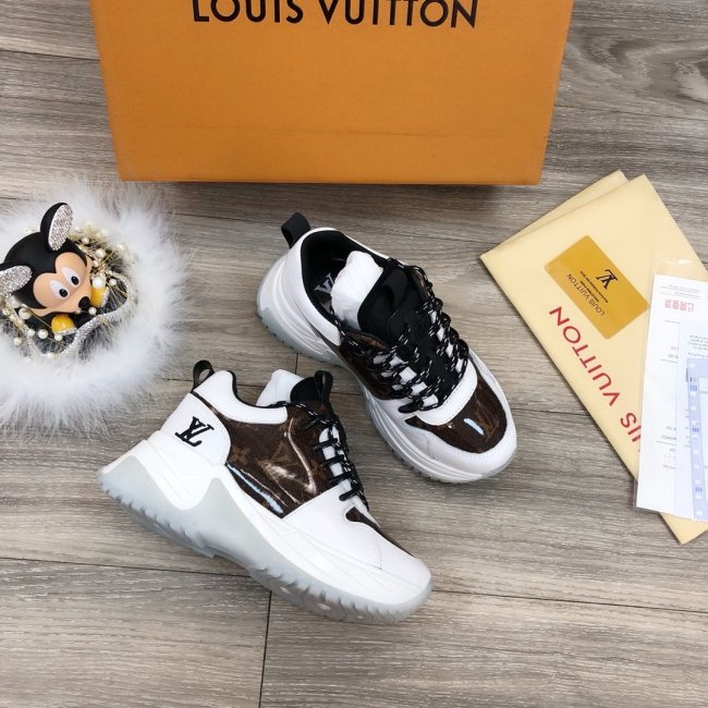 Louis Vuitton Men Shoes Fashion Sneakers Luxury Brand Mens Run Away Pulse Sneaker Casual Shoes with Original Box Whatapp