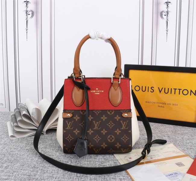 Louis Vuitton Womens Bag Crossbody Bag FOLD TOTE PM M45388 Whatapp