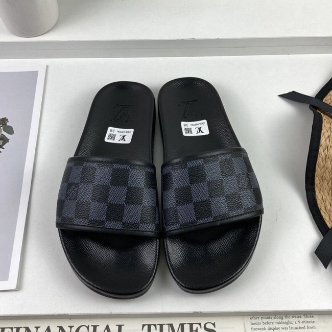 Louis Vuitton Men Shoes Slippers Sandals Flip Flop Luxury Brand WATERFRONT MULE with Original Box Whatapp