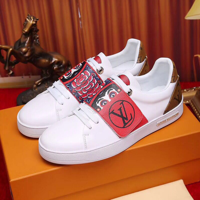 Louis Vuitton Men Shoes Sneakers Fashion Type Luxury Brand Whatapp