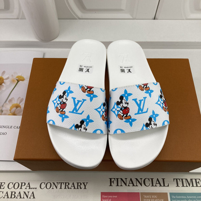 Louis Vuitton Men Womens Shoes Fashion Sandals WATERFRONT MULE Whatapp