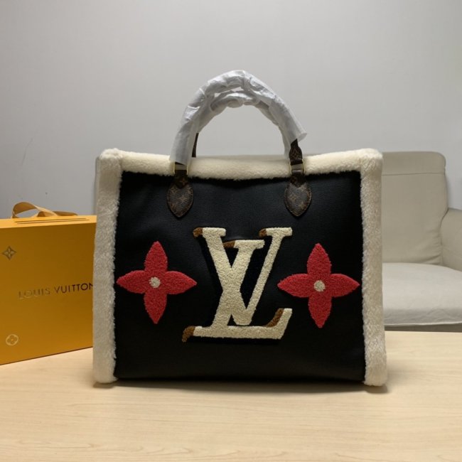 Louis Vuitton Womens Bag ONTHEGO GM M56958 Whatapp