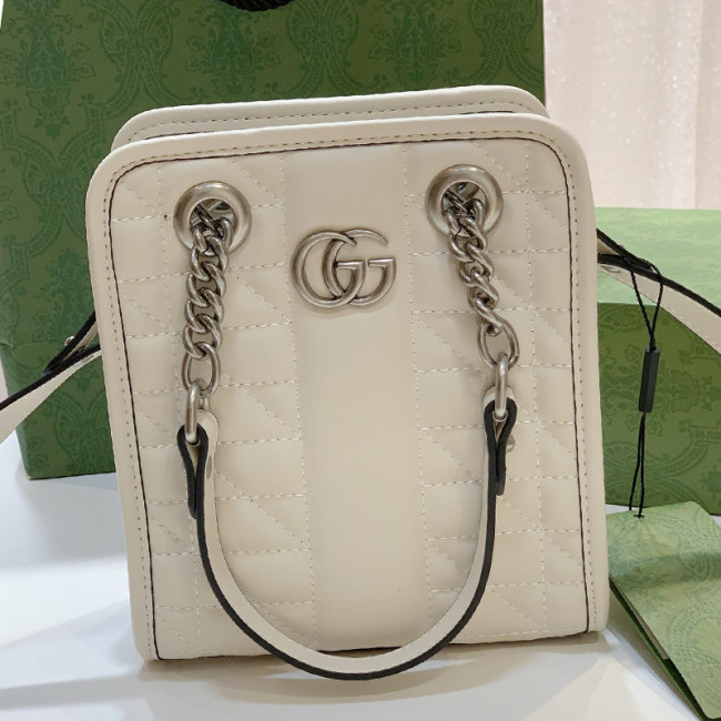 Gucci Womens Bags Shoulder Messenger Bag Luxury Brand Gucci GG Marmont matelassé mini bag in white leather with Original Box 696123 DTDHT 9022 Whatapp