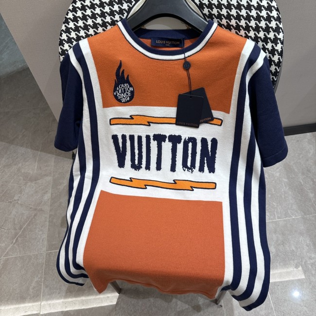 Louis Vuitton Luxury Brand Men Womens Knit Short Sleeve T-Shirt Whatapp