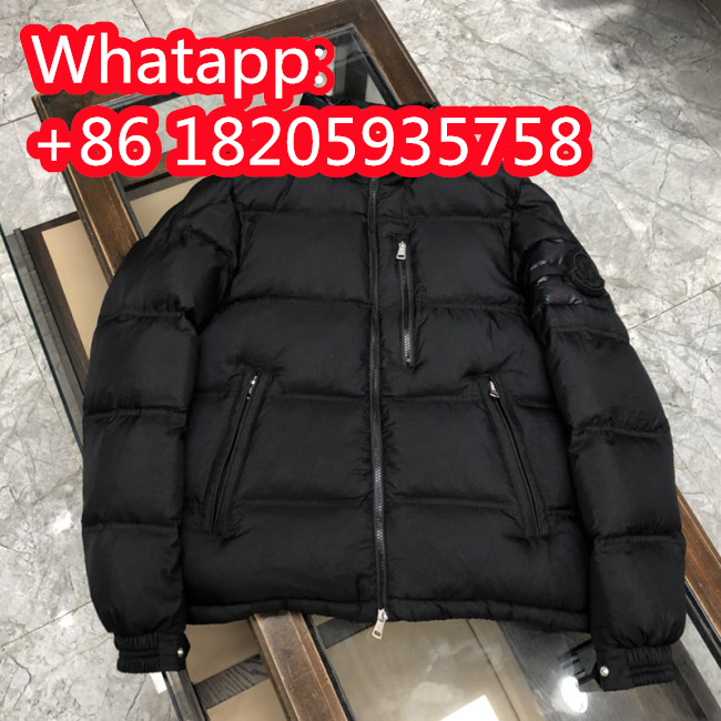 Moncler Design Mens Womens Winter Windprood Down Jackets Keep Warm 90% White Duck Down Whatapp