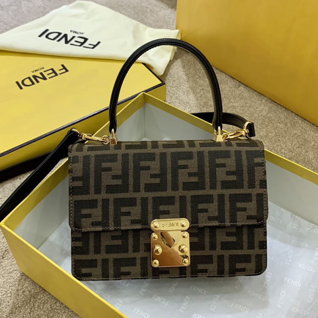 Fendi Womens Bags Crossbody Bag Design Luxury Brand Shoulder Bags for Women with Original Box Whatapp