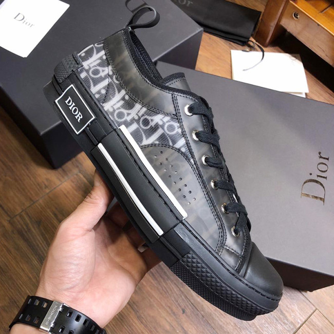 Dior Men Shoes Fashion Sneaker B23 Low-Top Sneaker Black And White Dior Oblique Canvas With Black Calfskin Whatapp