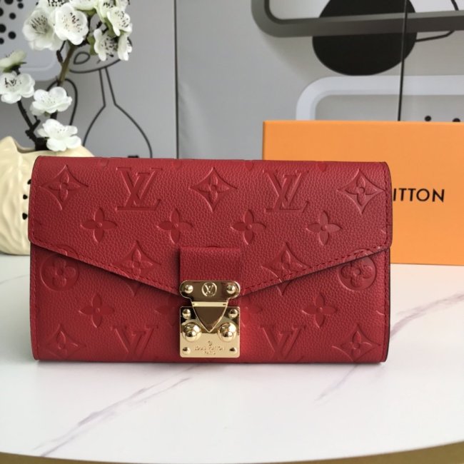 Louis Vuitton Women Bag Wallet Whatapp