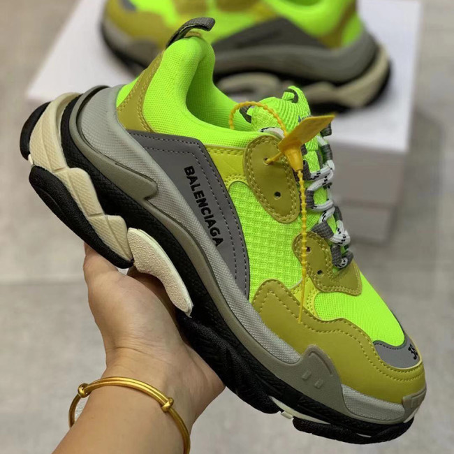 Balenciaga Womens Shoes Breathable Design Sneakers Luxury Brand Triple S Sneaker Whatapp