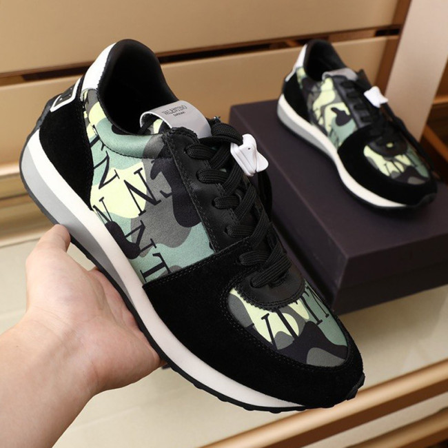 Valentino Men Shoes Fashion Design Luxury Brand Breathable Sneakers with Original Box Whatapp