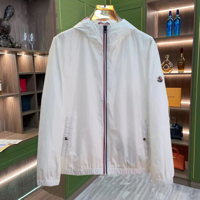 Moncler Design Mens Windprood Jackets Slim Thin Design Luxury Brand Whatapp