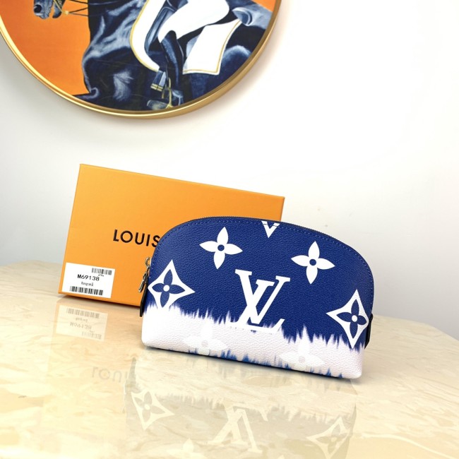 Louis Vuitton Womens Clutch Make Up Bags Luxury Fashion Type Designer LV ESCALE POCHETTE COSMETIQUE Blue M69138 with Original Box Whatapp