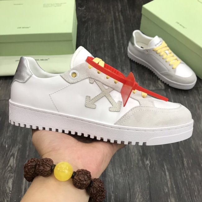 Off-White Men Shoes Sneakers Luxury Brand Whatapp