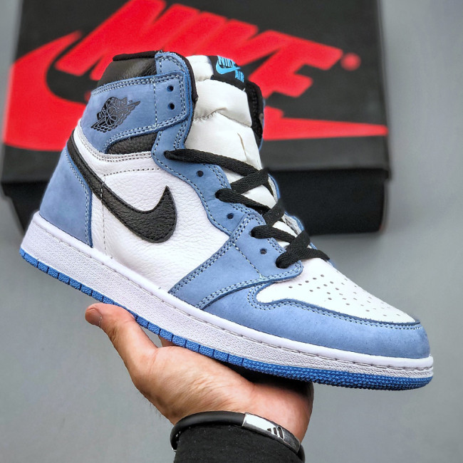 Air Jordan 1 Retro High OG University Blue AJ1 Sneakers Mens Womens Shoes Sneakers with Original Box 5210D283 Whatapp