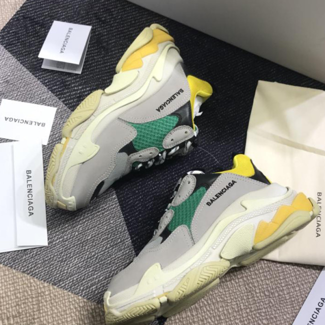 Balenciaga Women Shoes Luxury Brand Triple S Sneaker Whatapp