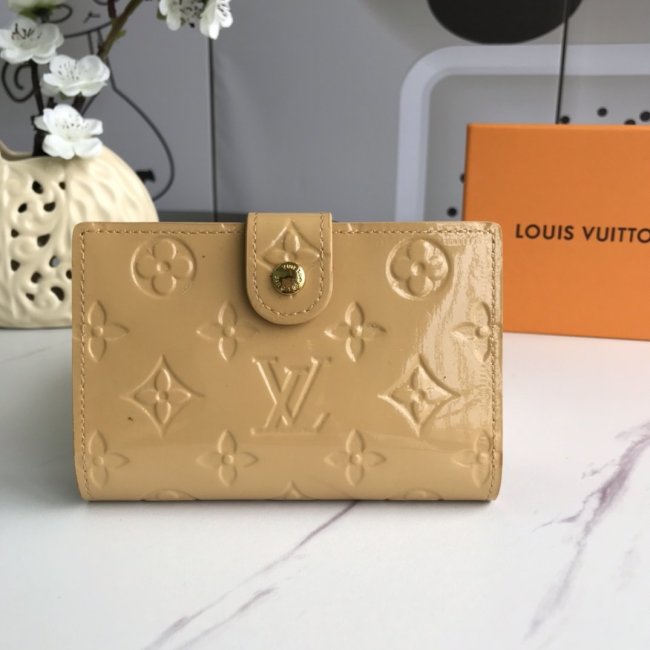 Louis Vuitton Women Bag Wallet Whatapp