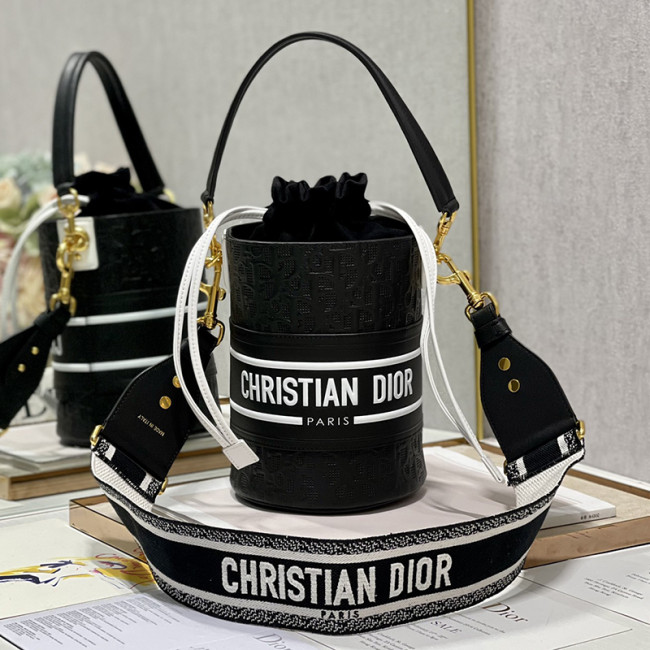 Dior Womens Bags Shoulder Messenger Bags Luxury Brand Dior SMALL DIOR VIBE BUCKET BAG White and Black Smooth Calfskin M8703OOBR_M933 Whatapp