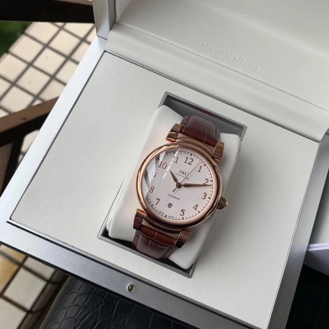 IWC Watch Luxury Brand Design Fashion Type with Original Box Whatapp