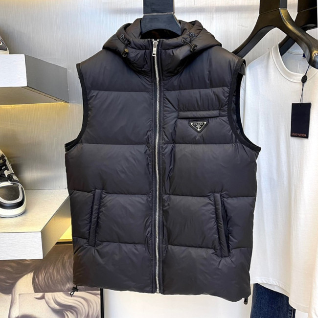 Prada Mens Womens Winter Windprood Down Jackets Keep Warm 90% White Duck Down Whatapp