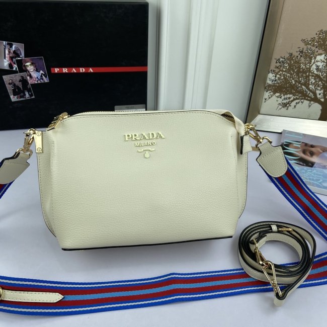 Prada Womens Bag Whatapp