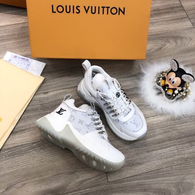 Louis Vuitton Men Shoes Fashion Sneakers Luxury Brand Mens Run Away Pulse Sneaker Casual Shoes with Original Box Whatapp