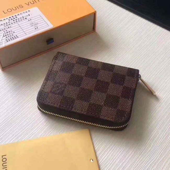 Louis Vuitton Women and Mens Bag Wallet Whatapp