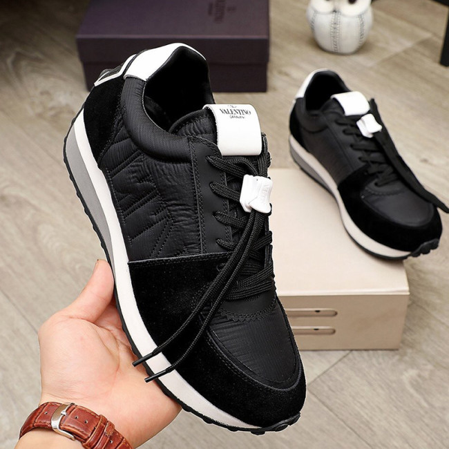 Valentino Men Shoes Fashion Design Luxury Brand Breathable Sneakers with Original Box Whatapp