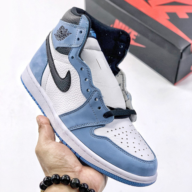 Air Jordan 1 High OgUniversity Blue Sneakers Mens Womens Shoes Sneakers with Original Box 555088-134 Whatapp